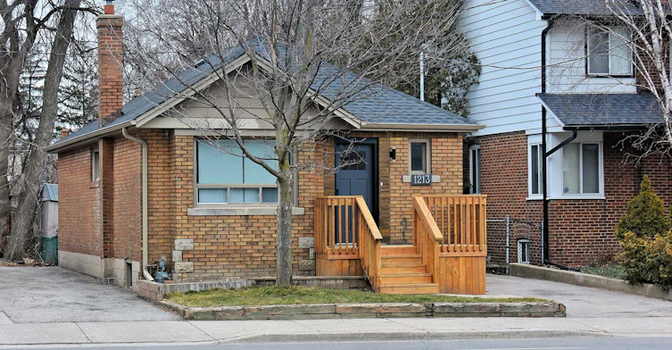 1213 Islington Avenue, Toronto, ON, M8Z 4T2 - 2