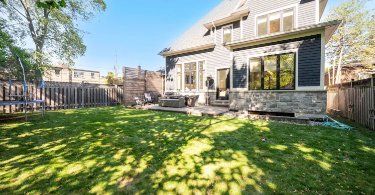 8 Cumberland Drive, Mississauga, ON, L5G 3M6 - 46