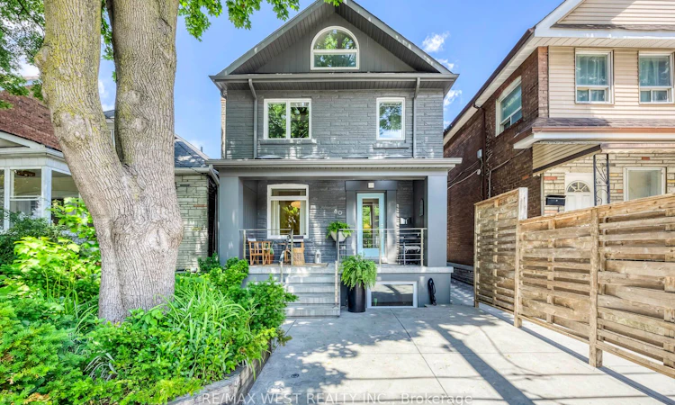 80 Rockwell Avenue