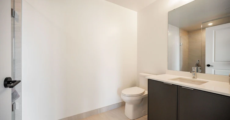 1109-2075 Lakeshore Road, Burlington, ON, L7R 0H3 - 20