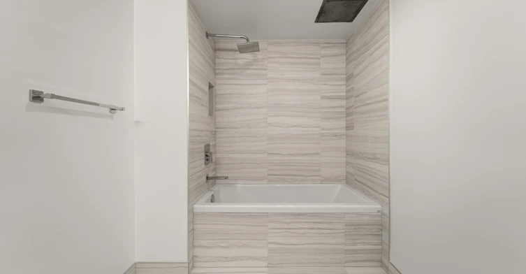 213-160 Kingsway Crescent, Toronto, ON, M8X 0B5 - 17