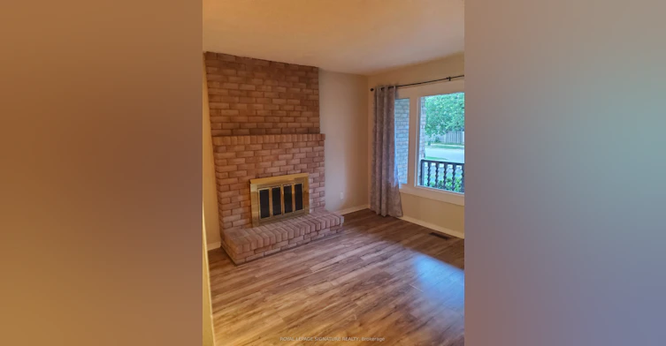 980 Sawgrass Crescent, Mississauga, ON, L5C 3Y3 - 3
