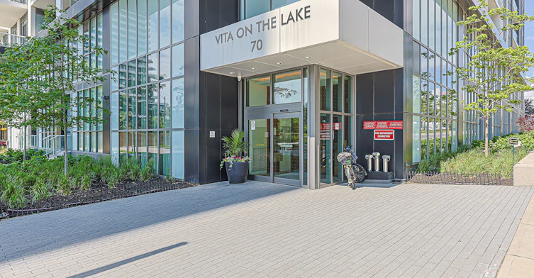 2206-70 Annie Craig Drive, Toronto, ON, M8V 0G2 - 3
