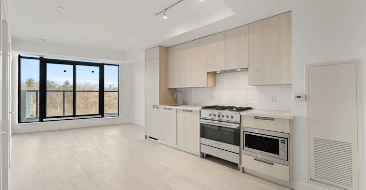 412-160 Kingsway Crescent, Toronto, ON, M8X 0B5 - 4