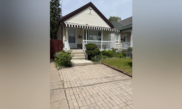 32 Florence Crescent