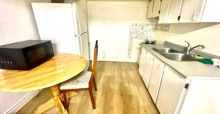 29 Basement-3025 Cedarglen Gate, Mississauga, ON, L5C 2V7 - 10