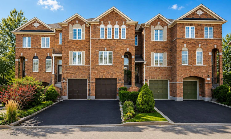 371 Fairgate Way