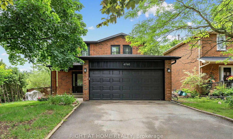 6760 Dolmage Court