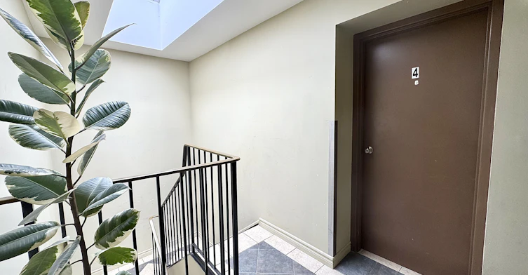 Unit 3-2415 Dundas Street W, Toronto, ON, M6P 1X3 - 14