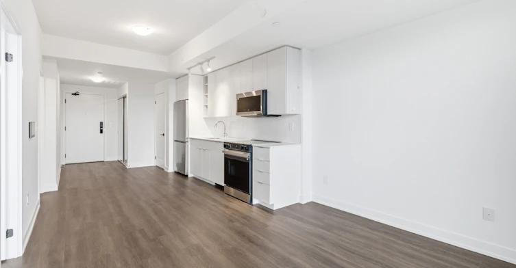 2011-2075 Lakeshore Road, Burlington, ON, L7R 1E2 - 14
