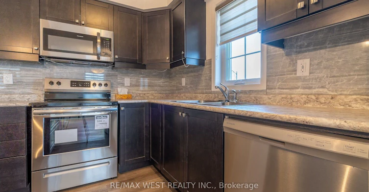 899 Cactus Point, Milton, ON, L9E 1R9 - 17