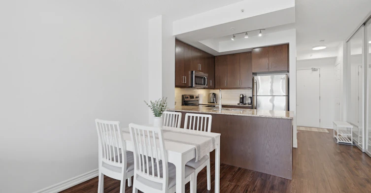 801-15 James Finlay Way, Toronto, ON, M3M 0B3 - 6