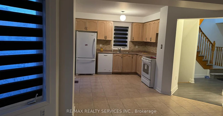 44 Saintsbury Crescent, Brampton, ON, L6R 2V8 - 5