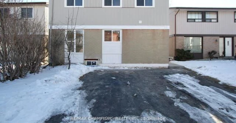 11 Golden Gate Drive, Brampton, ON, L6S 2K4