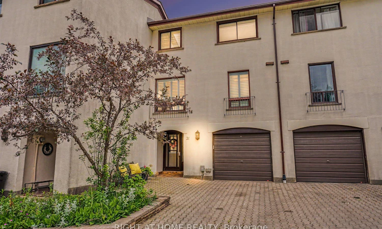21-6679 Shelter Bay Road