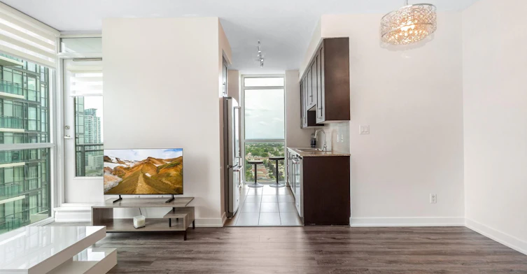 4070 Confederation Pkwy #1504 Parkway, Mississauga, ON, L5B 0E9 - 15