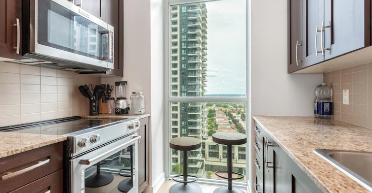 4070 Confederation Pkwy #1504 Parkway, Mississauga, ON, L5B 0E9 - 17