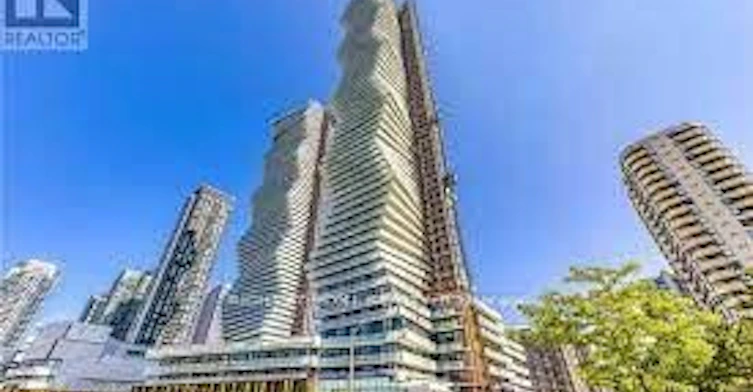 625-3883 Quartz Road, Mississauga, ON, L5B 0M4