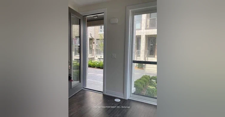 73-721 Lawrence Avenue W, Toronto, ON, M6A 0C6 - 8