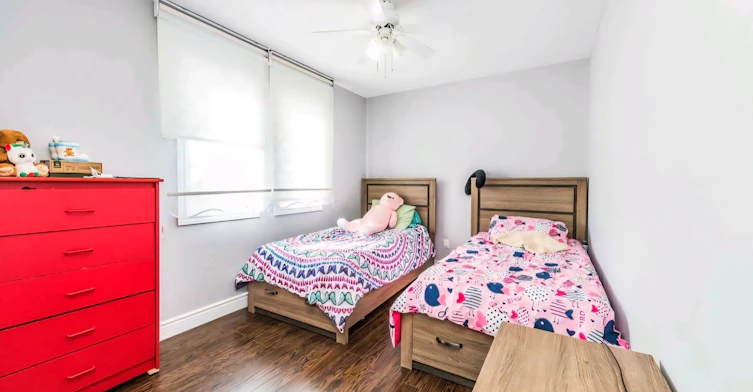 5284 Richborough Drive, Mississauga, ON, L5R 3J8 - 3