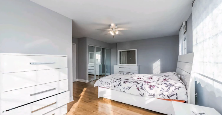 5284 Richborough Drive, Mississauga, ON, L5R 3J8 - 4