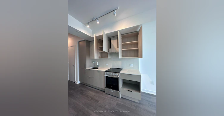 3508-3900 Confederation Parkway, Mississauga, ON, L5B 0M3 - 5