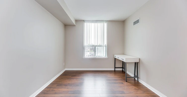 205-135 Hillcrest Avenue, Mississauga, ON, L5B 4B1 - 12
