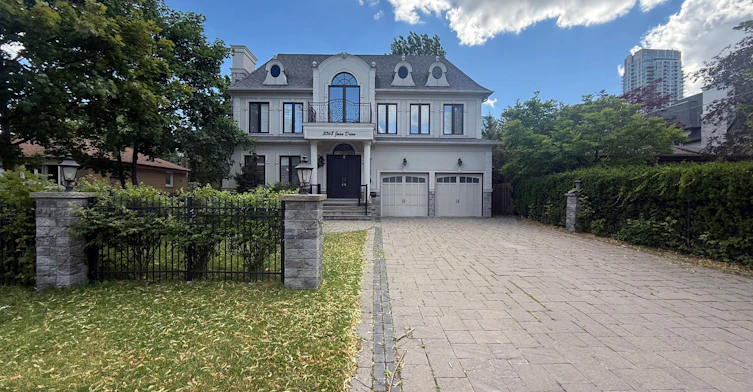 3568 Joan Drive, Mississauga, ON, L5B 1T8