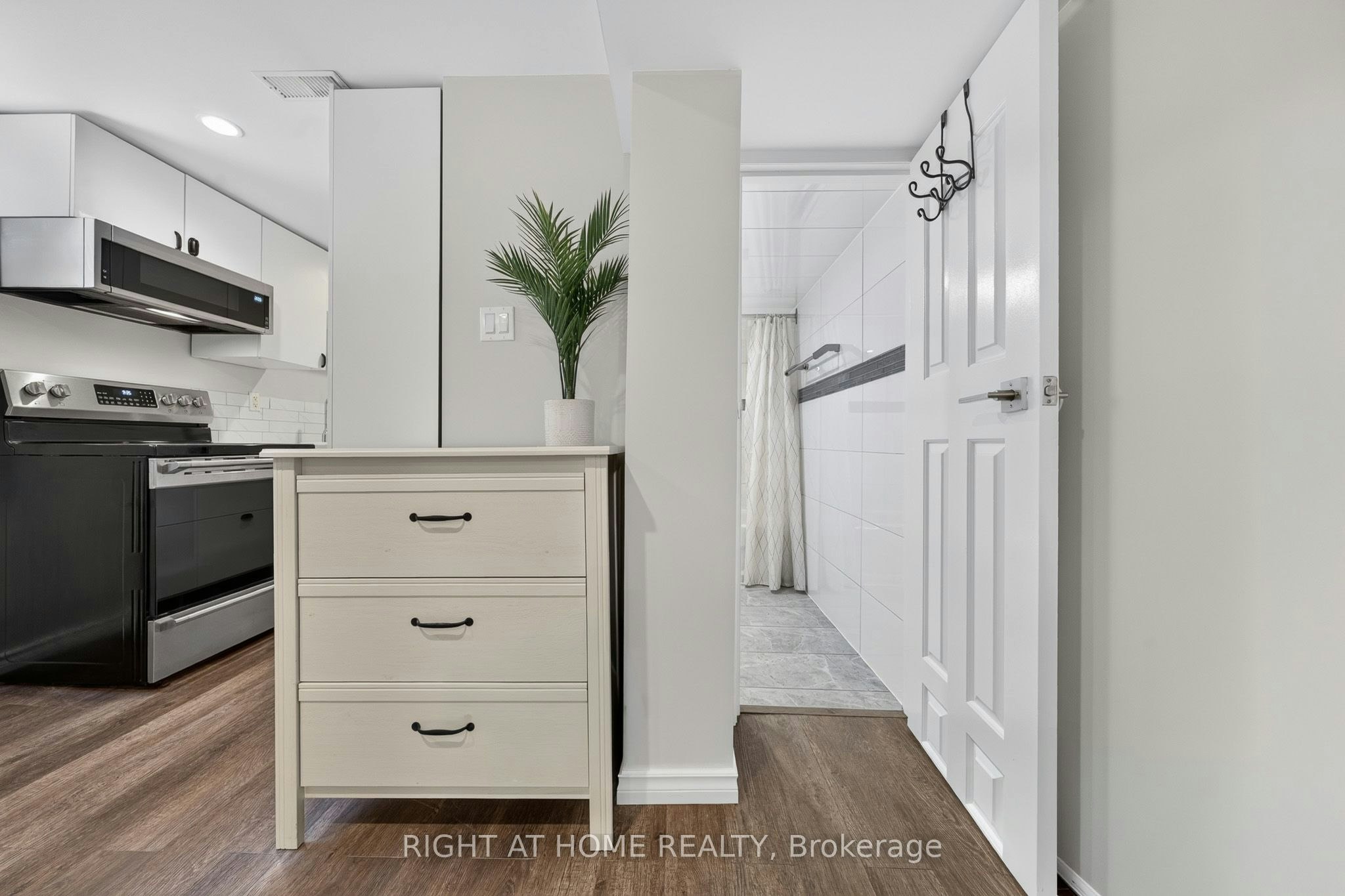 Lower-1599 Sandgate Crescent, Mississauga, ON, L5J 2E3 - 21