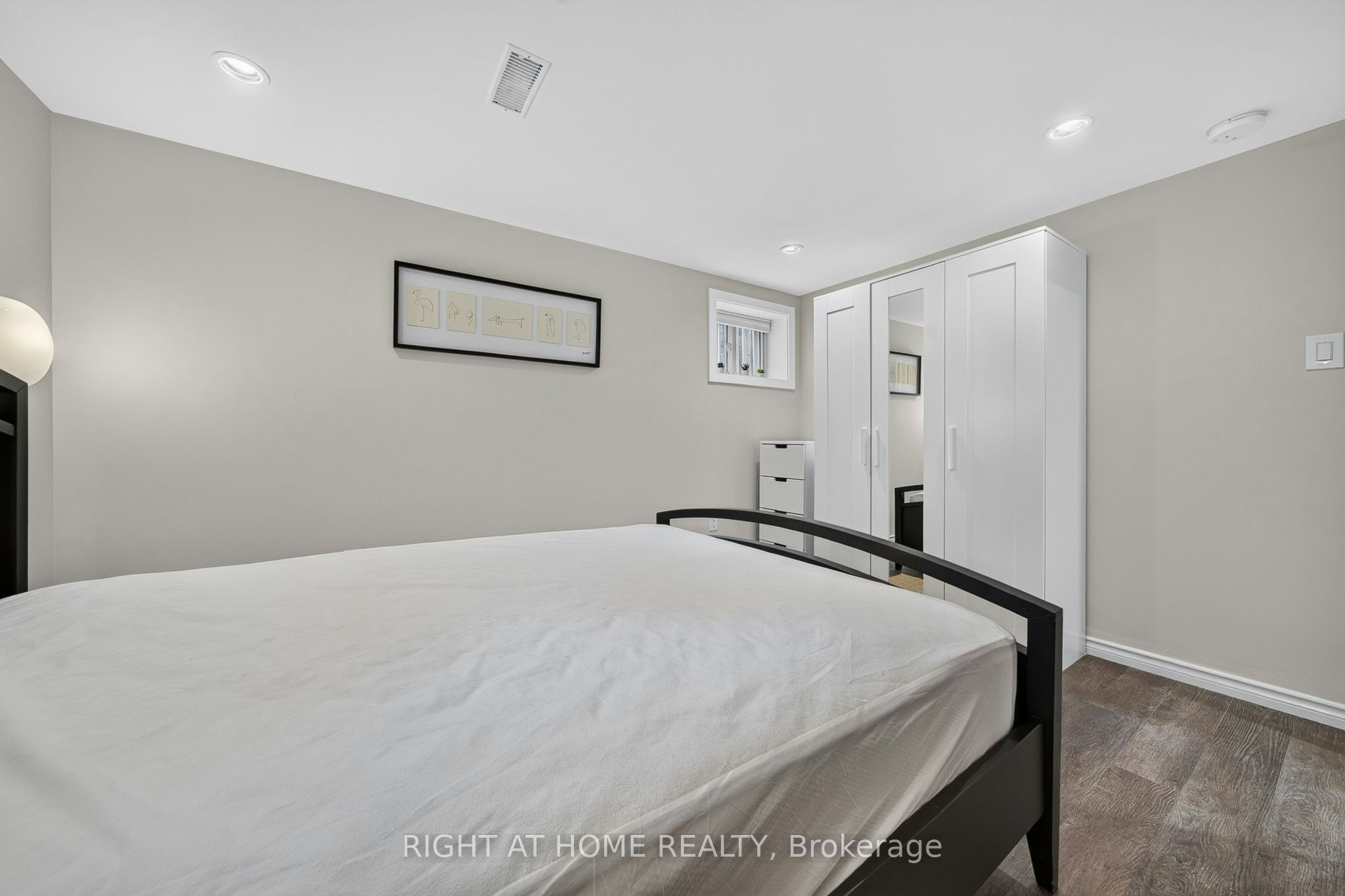 Lower-1599 Sandgate Crescent, Mississauga, ON, L5J 2E3 - 19