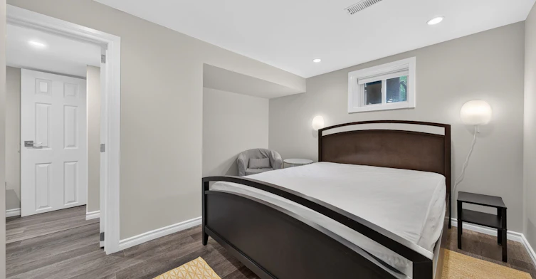 Lower-1599 Sandgate Crescent, Mississauga, ON, L5J 2E3 - 18