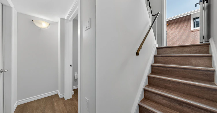 Lower-1599 Sandgate Crescent, Mississauga, ON, L5J 2E3 - 4