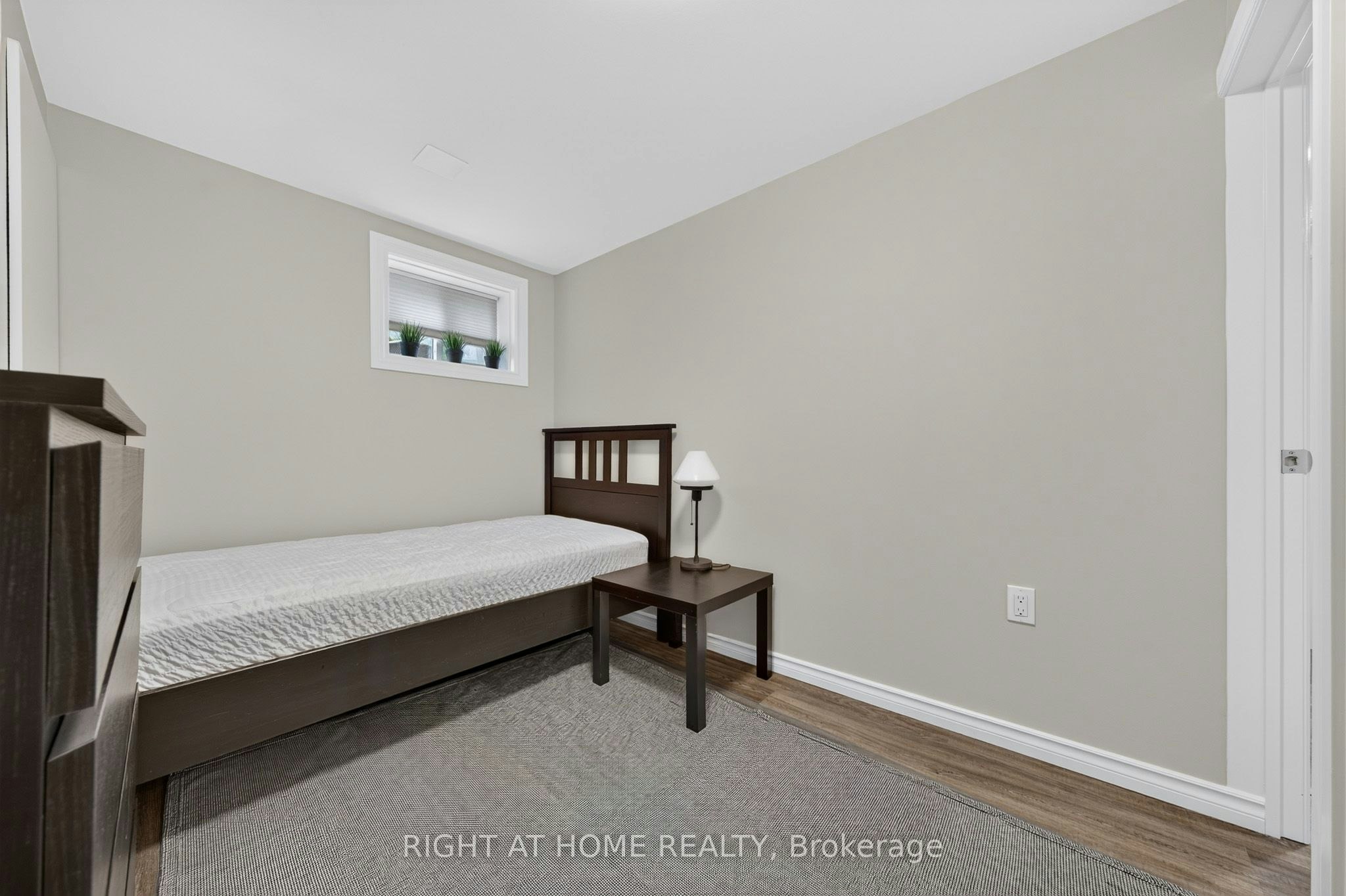 Lower-1599 Sandgate Crescent, Mississauga, ON, L5J 2E3 - 16