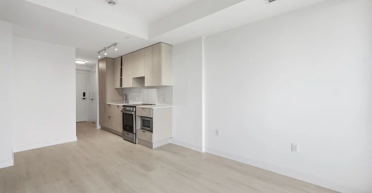 1002-3900 Confederation Parkway, Mississauga, ON, L5B 0M3 - 7