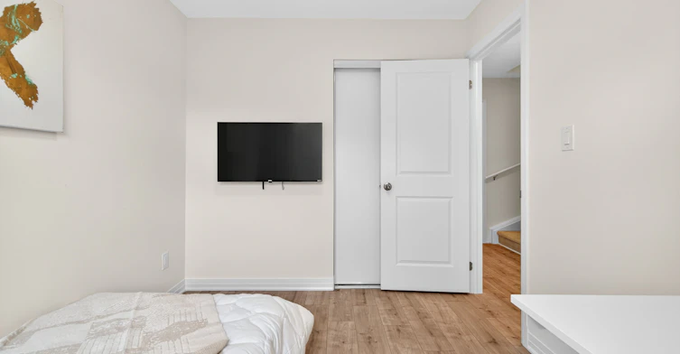 B-12 Smallwood Drive, Toronto, ON, M3M 1T8 - 27