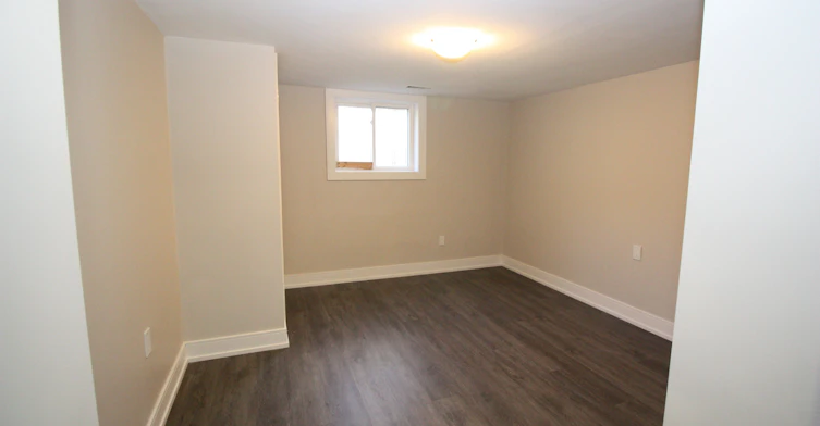 Lower-31 Northampton Dr Drive, Toronto, ON, M9B 4S5 - 4