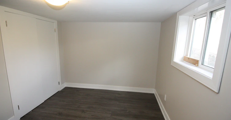 Lower-31 Northampton Dr Drive, Toronto, ON, M9B 4S5 - 8