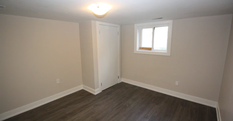 Lower-31 Northampton Dr Drive, Toronto, ON, M9B 4S5 - 5