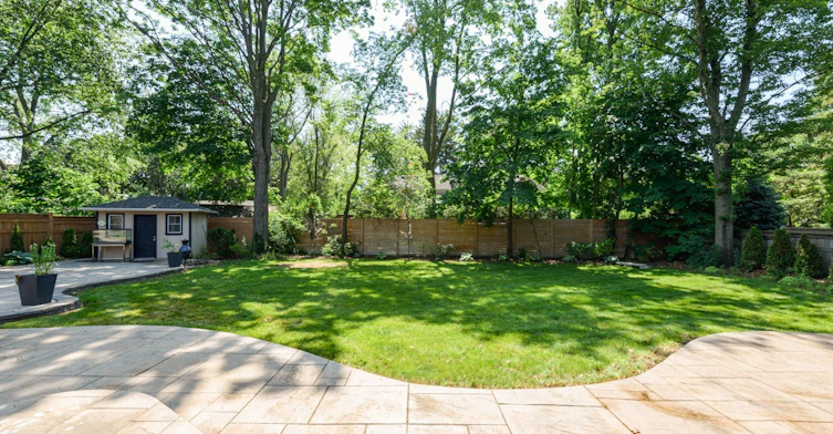 176 Maplewood Road, Mississauga, ON, L5G 2M6 - 24