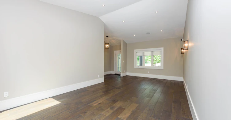 176 Maplewood Road, Mississauga, ON, L5G 2M6 - 5