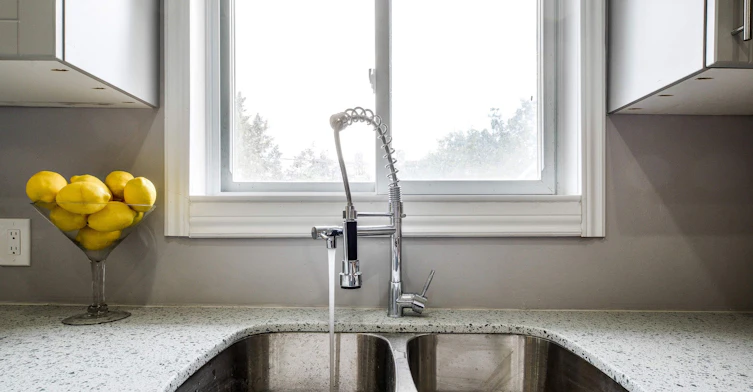 Main-734 Willard Avenue, Toronto, ON, M6S 3S5 - 19