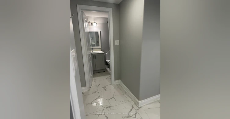 19 Benstrow Avenue, Toronto, ON, M9V 2Z5 - 12
