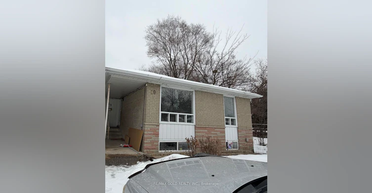 19 Benstrow Avenue, Toronto, ON, M9V 2Z5