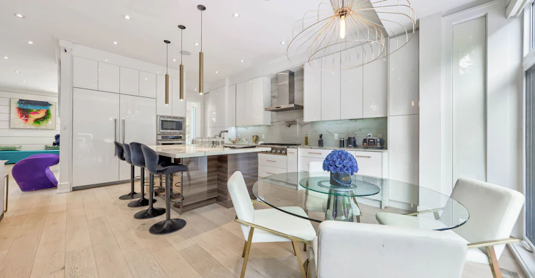 29 Avon Park, Toronto, ON, M8Z 3X4 - 17