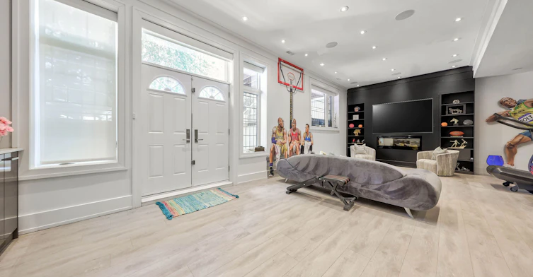 29 Avon Park, Toronto, ON, M8Z 3X4 - 45