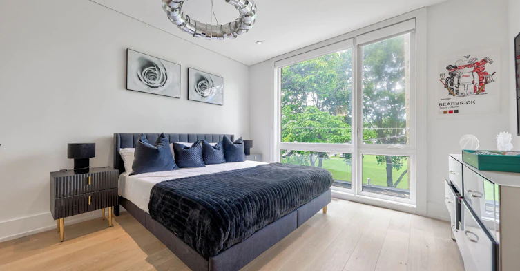 29 Avon Park, Toronto, ON, M8Z 3X4 - 34