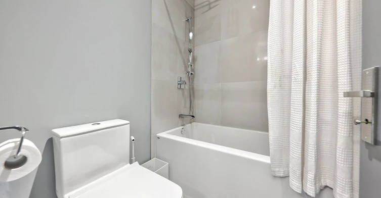 29 Avon Park, Toronto, ON, M8Z 3X4 - 37
