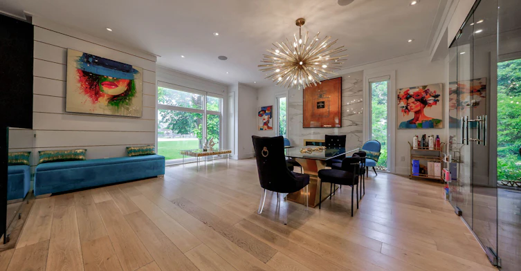 29 Avon Park, Toronto, ON, M8Z 3X4 - 4