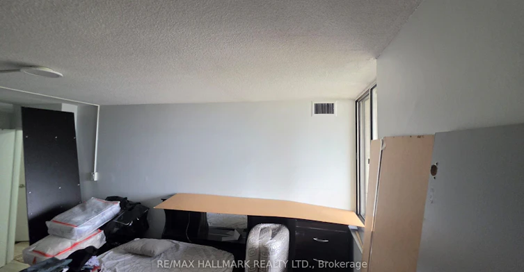 1705-15 Martha Eaton Way, Toronto, ON, M6M 5B5 - 22