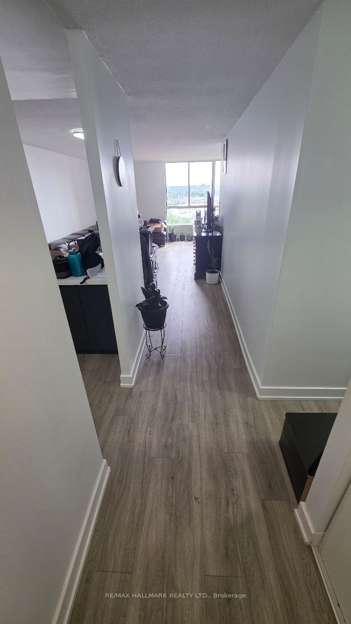 1705-15 Martha Eaton Way, Toronto, ON, M6M 5B5 - 7